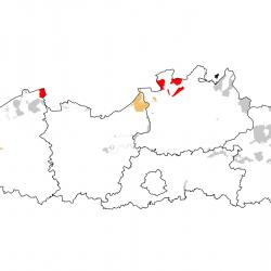 Vogelrichtlijngebieden voor Regenwulp. Rood, belangrijke trekgebieden. Oranje, trekgebied met kleinere aantallen.